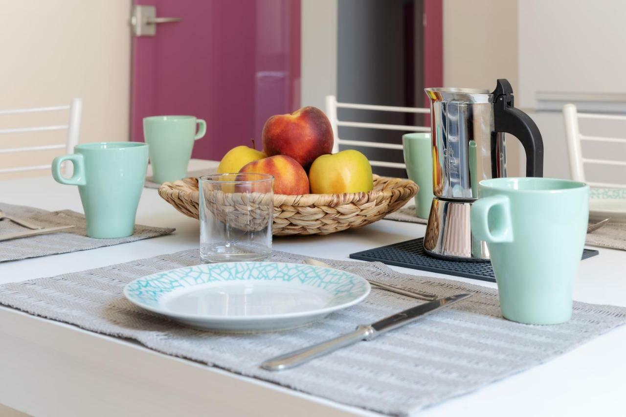 Sant'Orsola Colorful Huge Apartment Bologna Luaran gambar