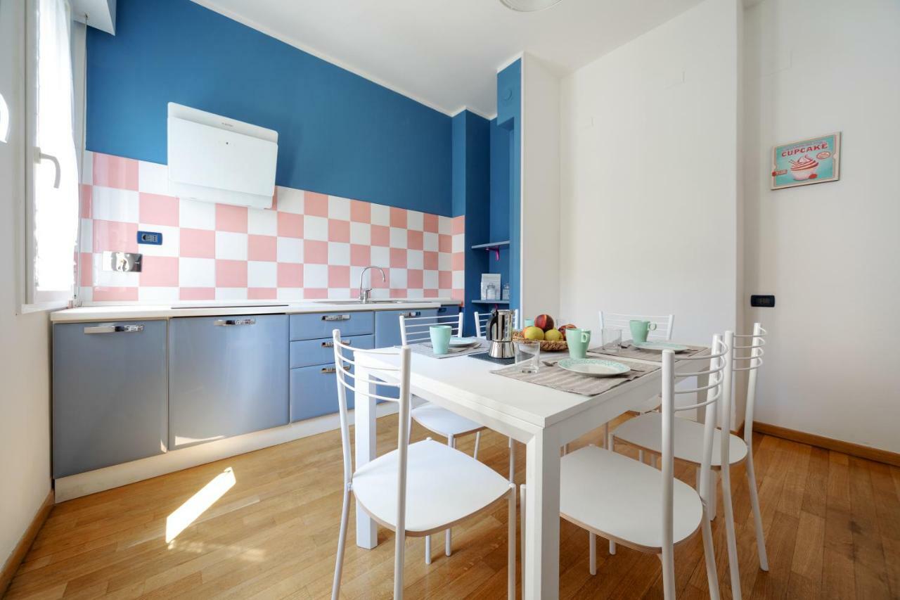 Sant'Orsola Colorful Huge Apartment Bologna Luaran gambar