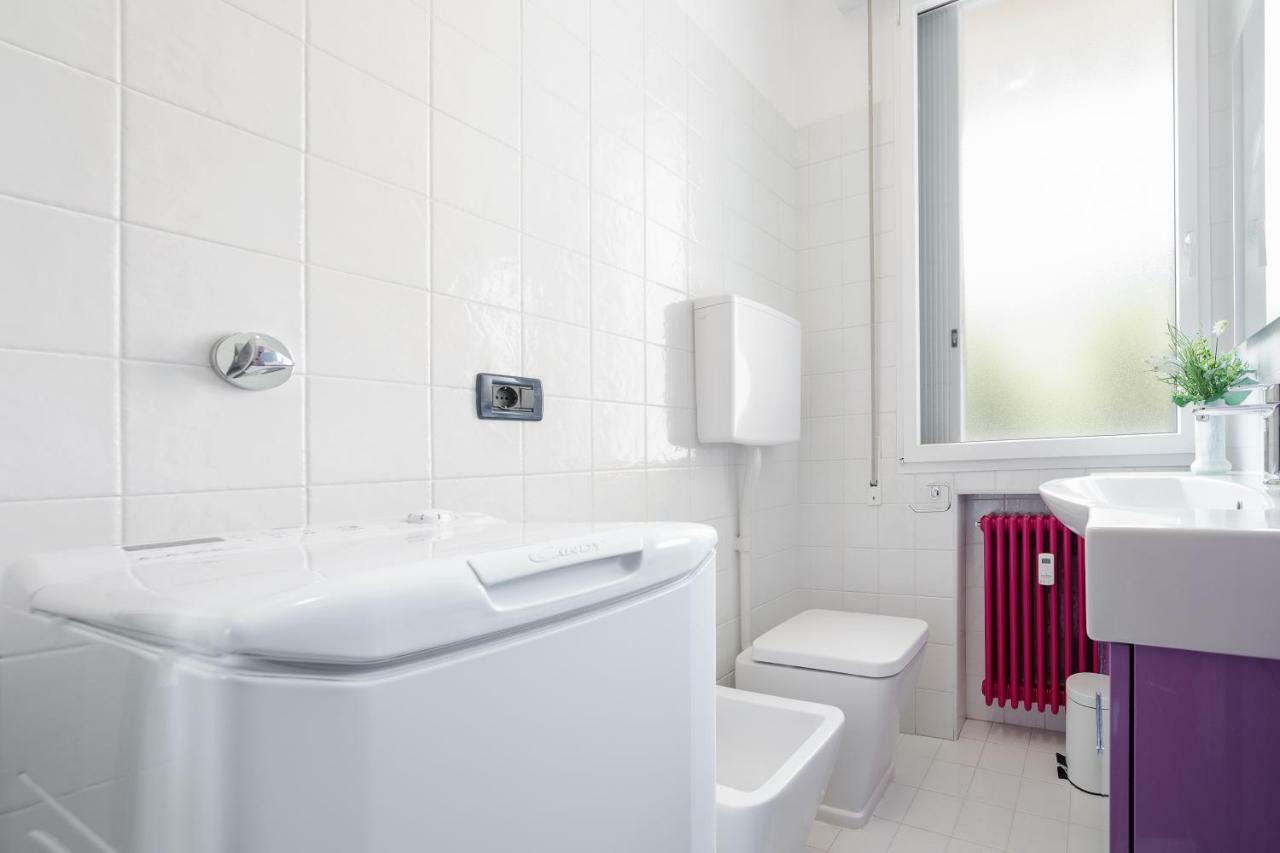 Sant'Orsola Colorful Huge Apartment Bologna Luaran gambar